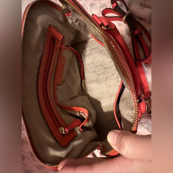 Michael Kors handbag - Picture 12 of 16